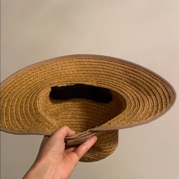 Straw hat - Picture 4 of 4